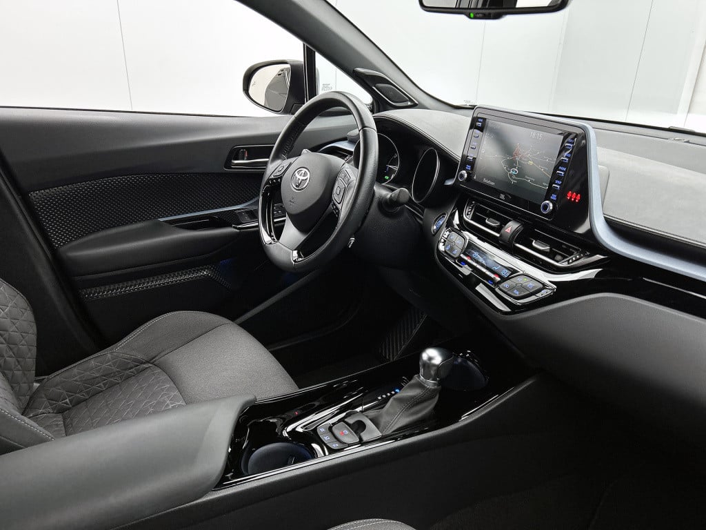 Toyota C-hr 1.8 hybrid style | nl auto | blindspot monitor | navigatie | pa