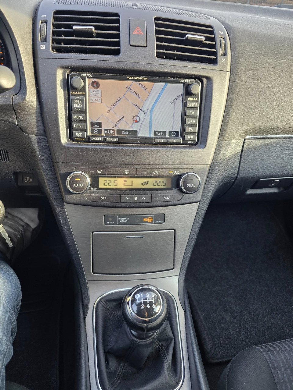 Toyota Avensis 1.8 VVT-i Dynamic Wagon
