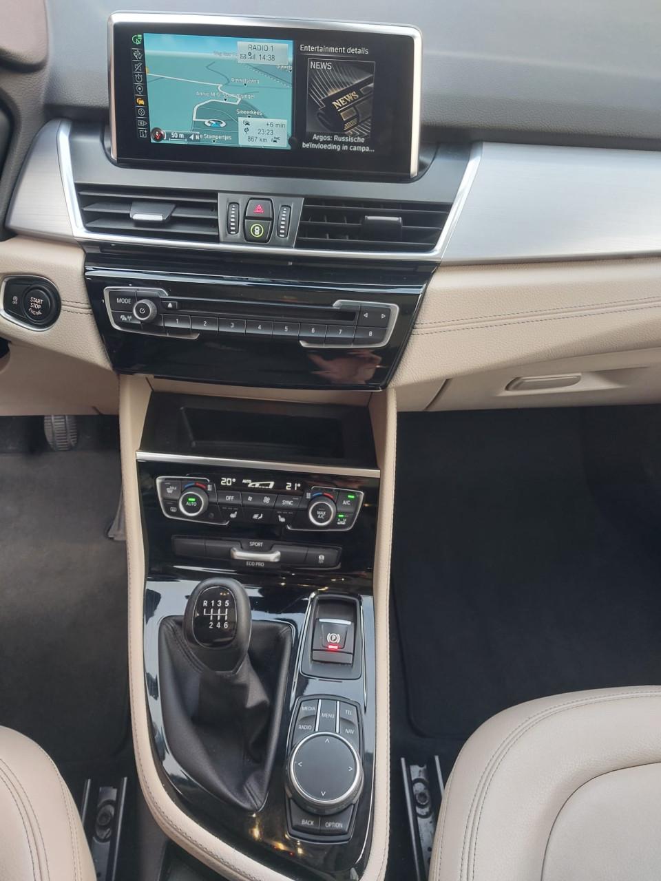 BMW 218i Grand Tourer Luxery Line