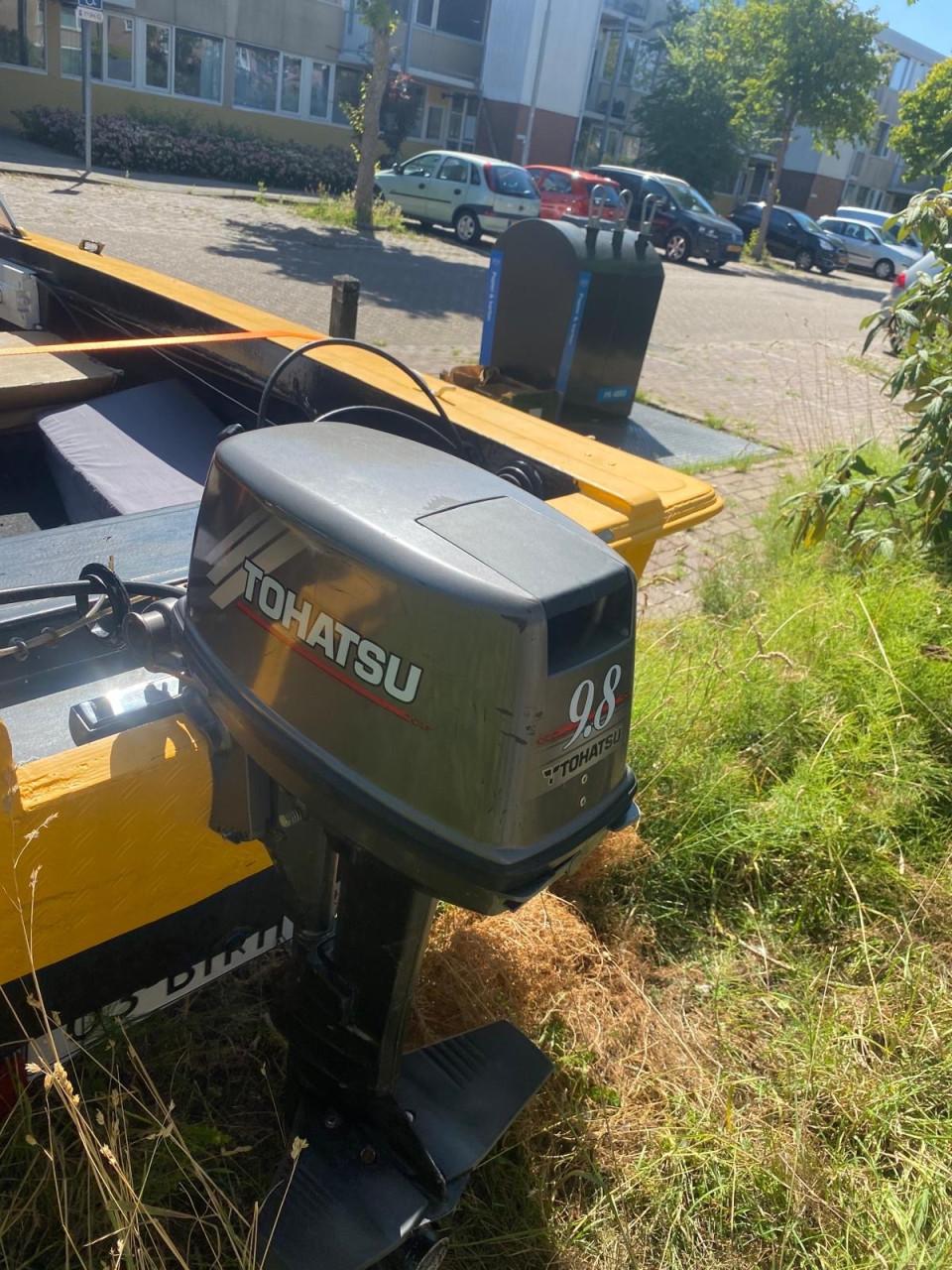 Bootje met trailer 9,8pk