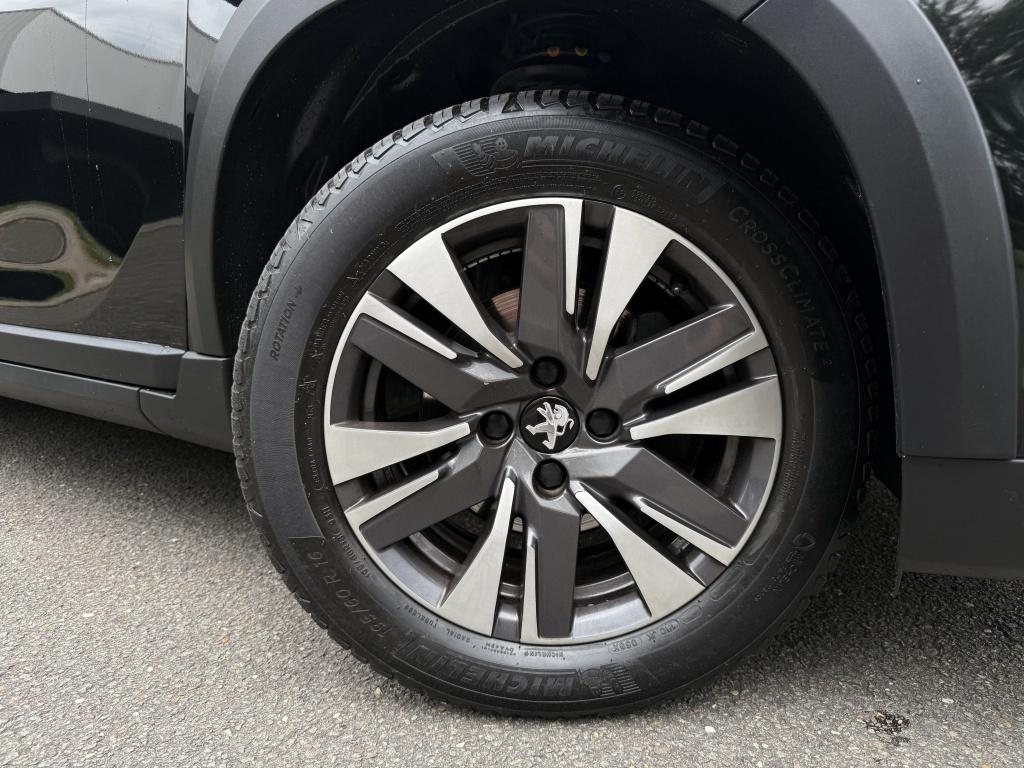 Peugeot 2008 1.2 puretech blue lion allure 130pk