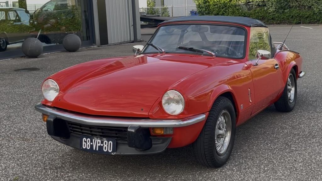 Triumph Spitfire 1500 soft top