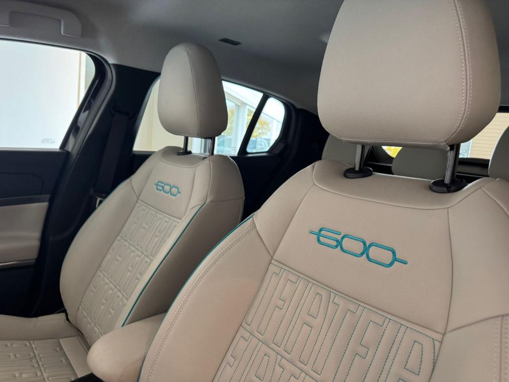 Fiat 600 1.2 hybrid la prima