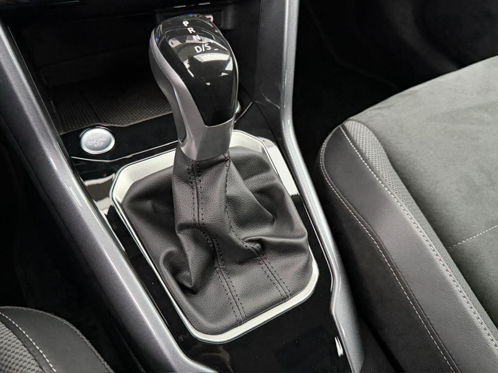 Volkswagen T-roc 1.5 tsi 150pk dsg style carplay | camera | keyless | elek.