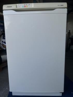 Tafelmodel Vriezer 85x50 cm. 4 laden 110 liter