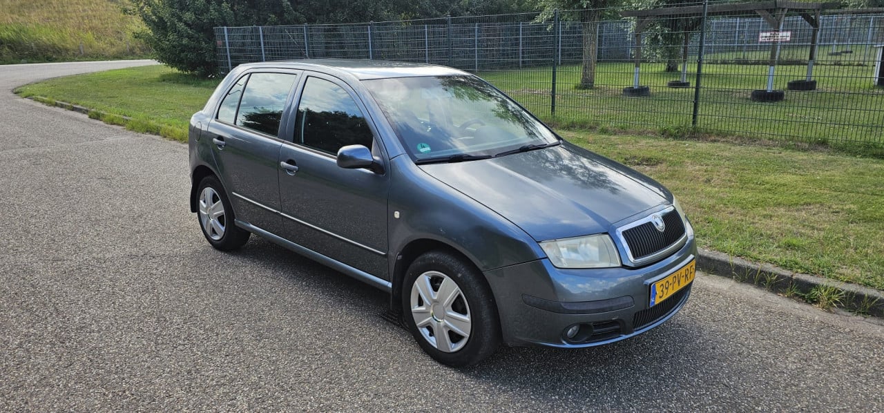 Skoda Fabia 1.4-16V Elegance Airco 5-DRS In Zeer Goede Staat!