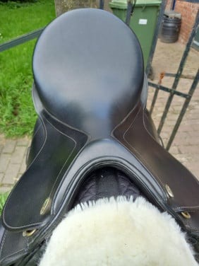 Kentaur elektra dressuurzadel 18"