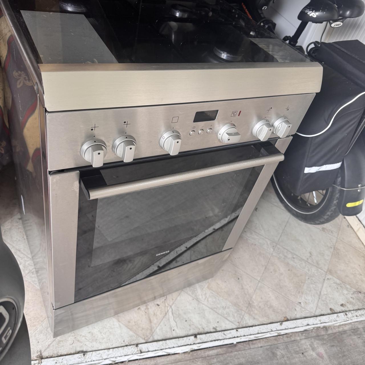 Rvs gas fornuis( gereserveerd)