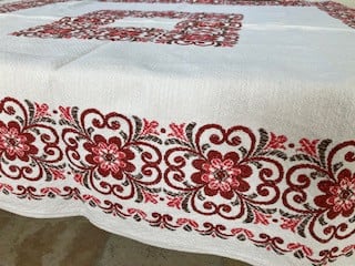 MOOI ORIGINEEL OOSTENRIJKS TAFELKLEED Vintage Geweven Middelgroot Rood/Wit