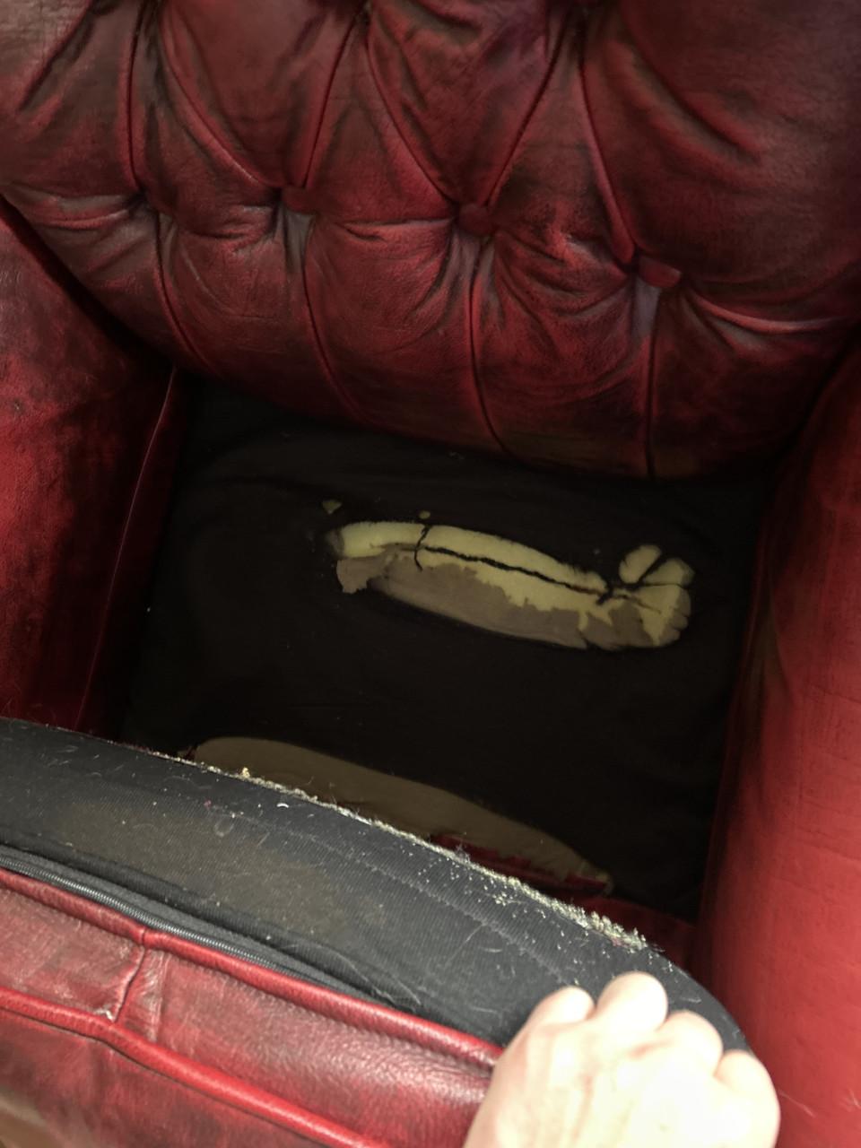 Prachtige Chesterfield Oor Fauteuils