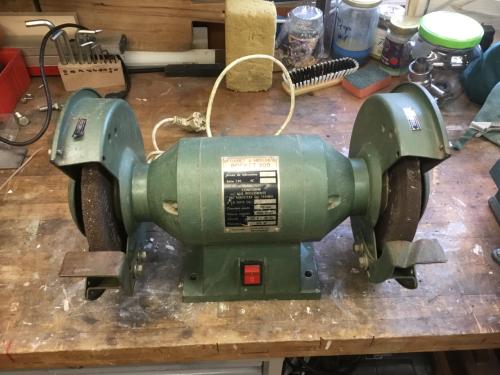 Werkbankslijpmachine 200mm