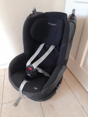 Maxi cosi  autostoel 9/18 kg (in goede staat )