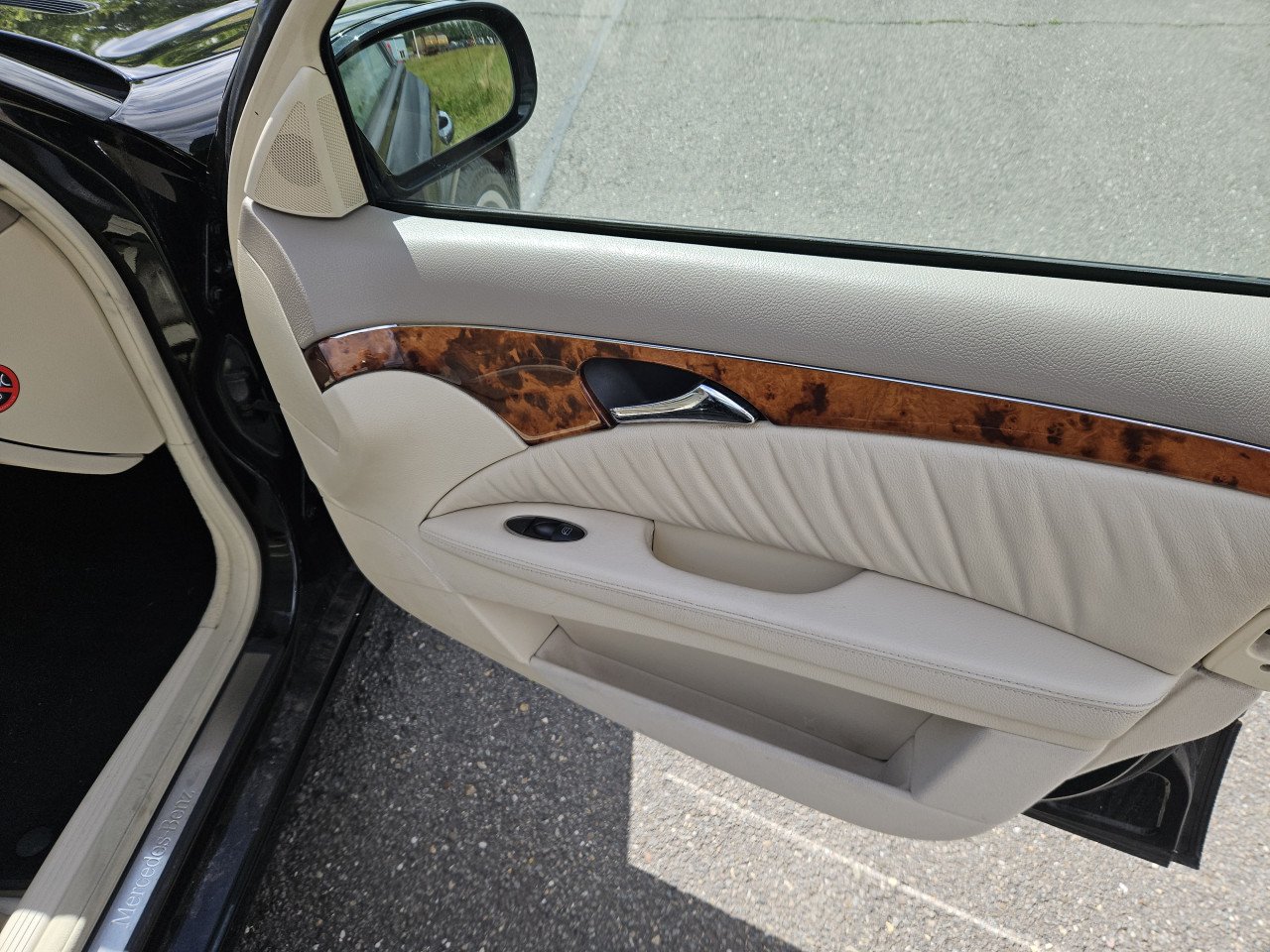 * MERCEDES E-KLASSE 320 BENZINE*
