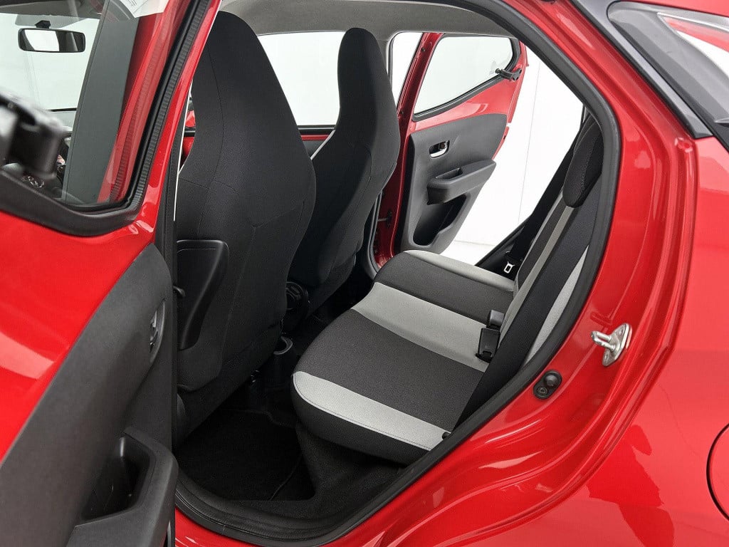 Toyota Aygo 1.0 vvt-i x-play | camera | bluetooth | airco