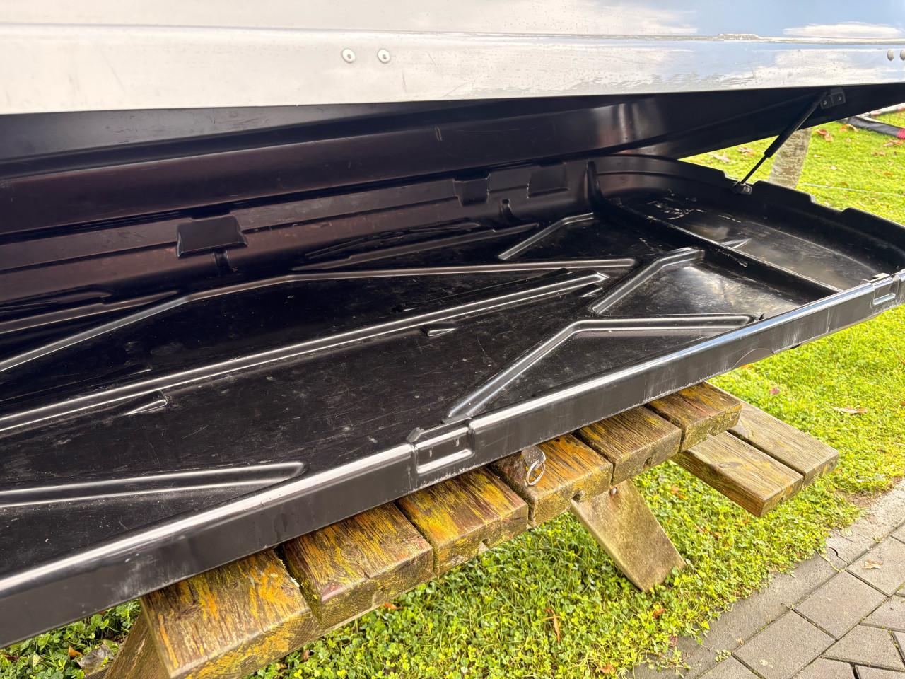 Mercedes dakkoffer maat xl