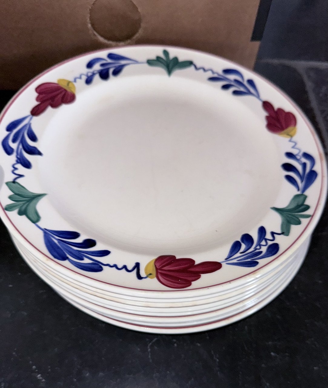 Doos vol Boerebont servies