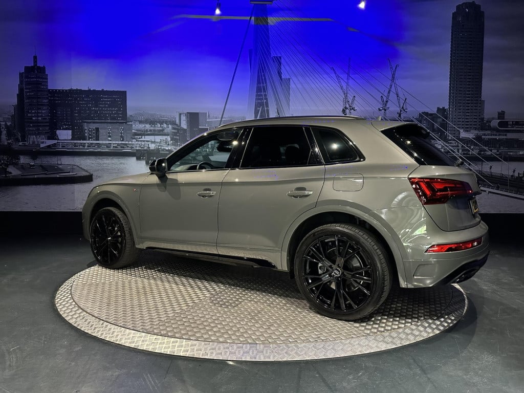 Audi Q5 50 tfsi e s edition *keyless*camera*appconnect*acc*trekhaak*