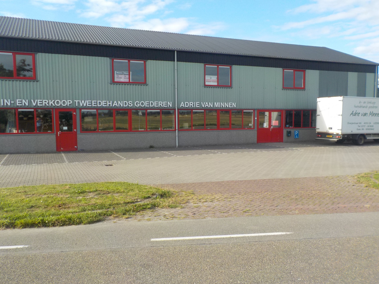 Massief eiken ledikant 150 x 200 cm met bodem in zeer goede staat