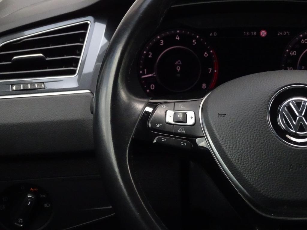 Volkswagen Tiguan 1.4 tsi act highline business r aut | r line | trekhaak |