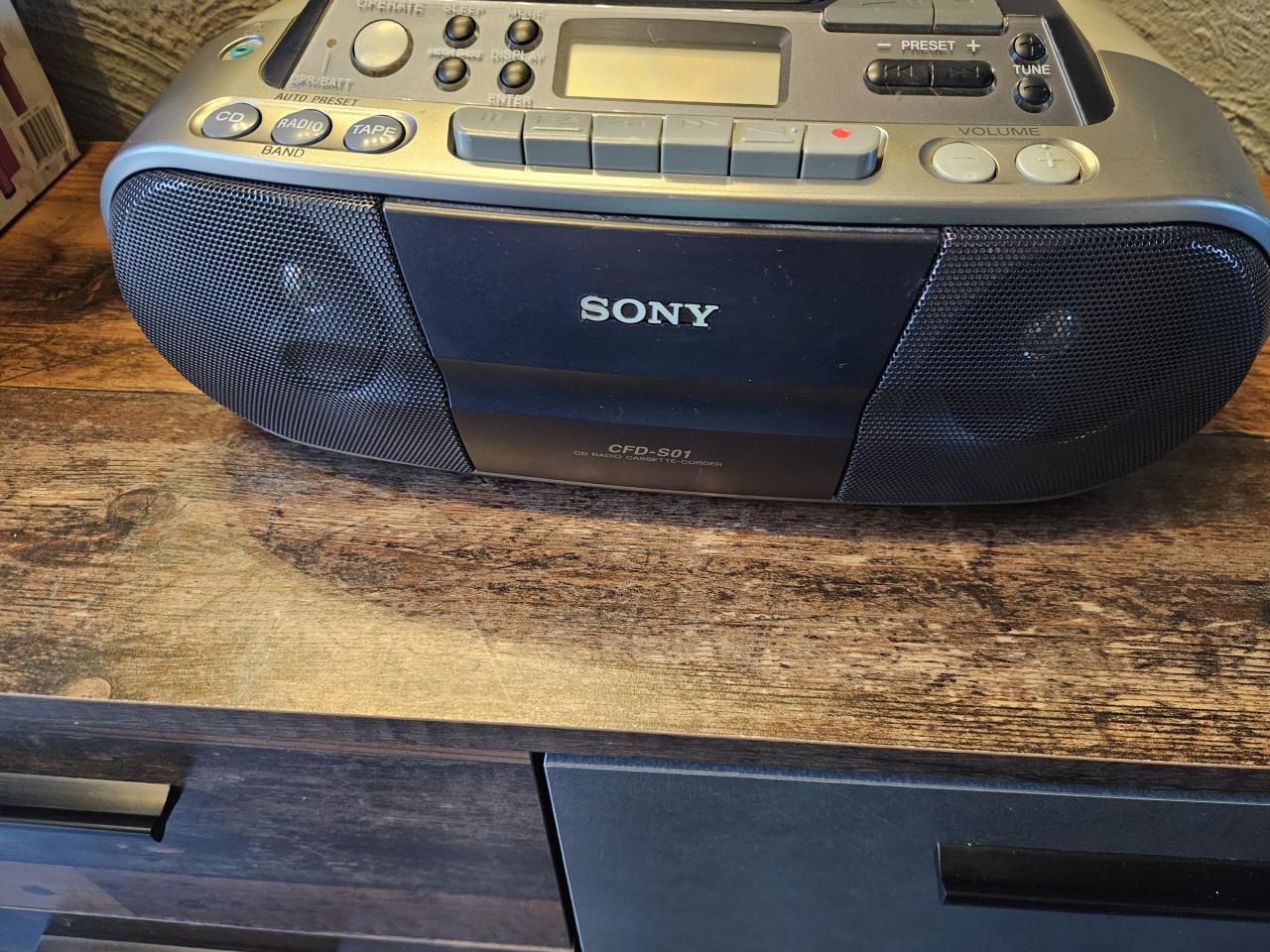 Werkende nette sony CFD-S01 CD Radio Cassette-speler Boombox
