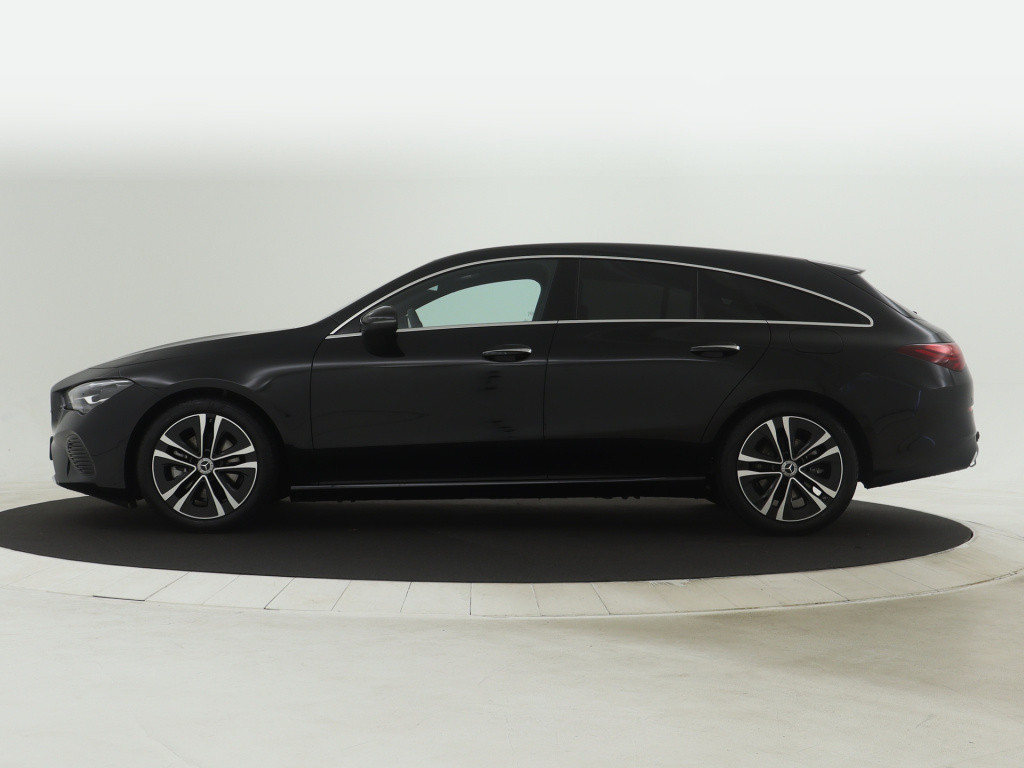 Mercedes-Benz Cla shooting brake 180 star edition luxury line | trekhaak | 