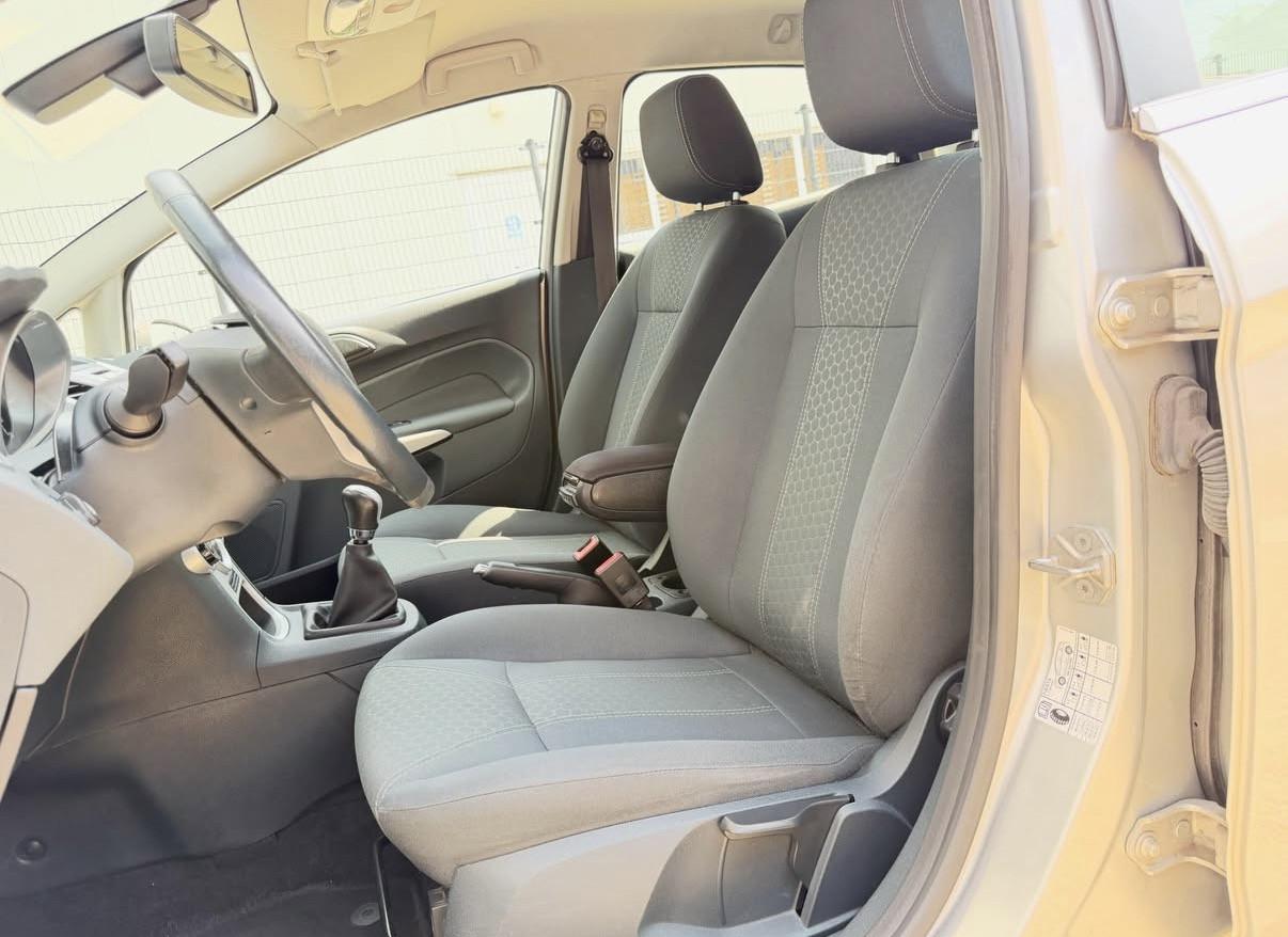 Ford Fiësta 1.6 Ti-vct 88KW 5DR 2011 Grijs Airco Cruise Nap