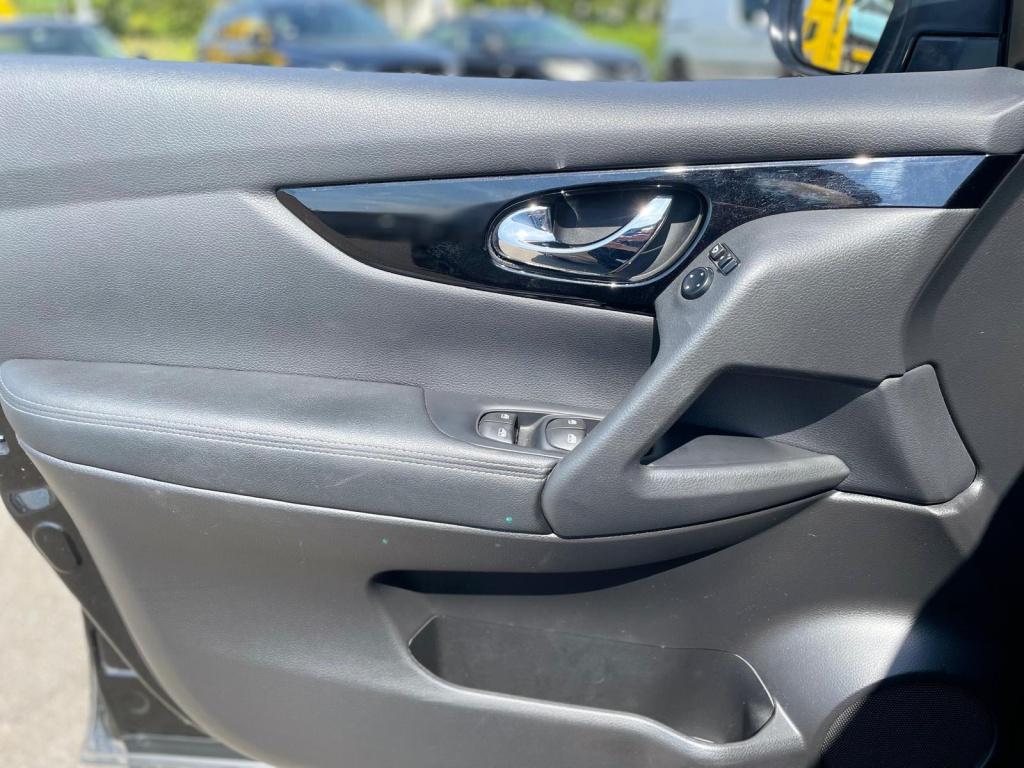 Nissan Qashqai 1.3 dig-t n-connecta