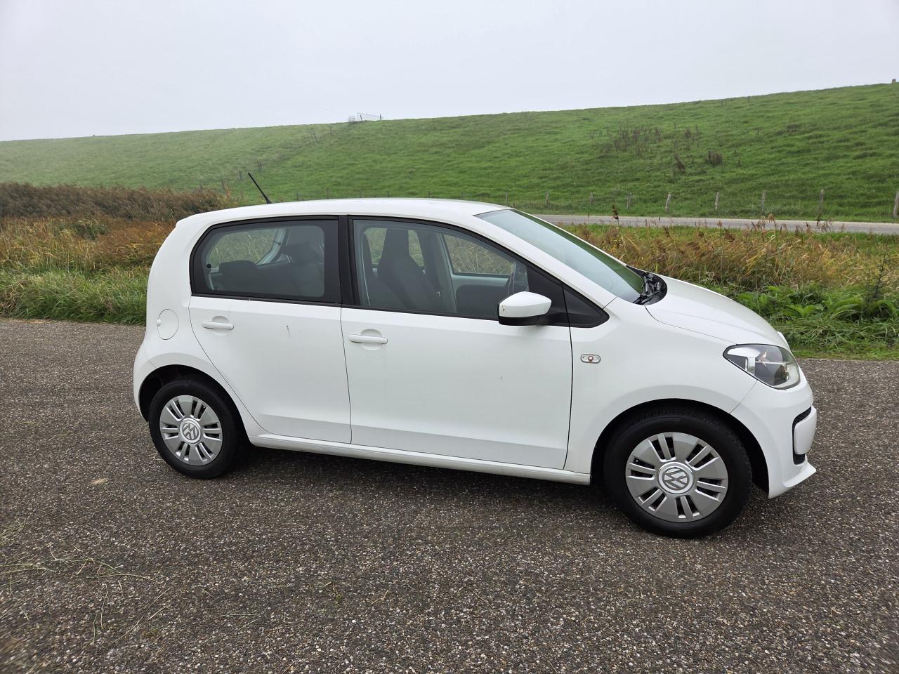 Volkswagen Up!1.0 | 2014 | 67.983 km | Airco | BTW-auto