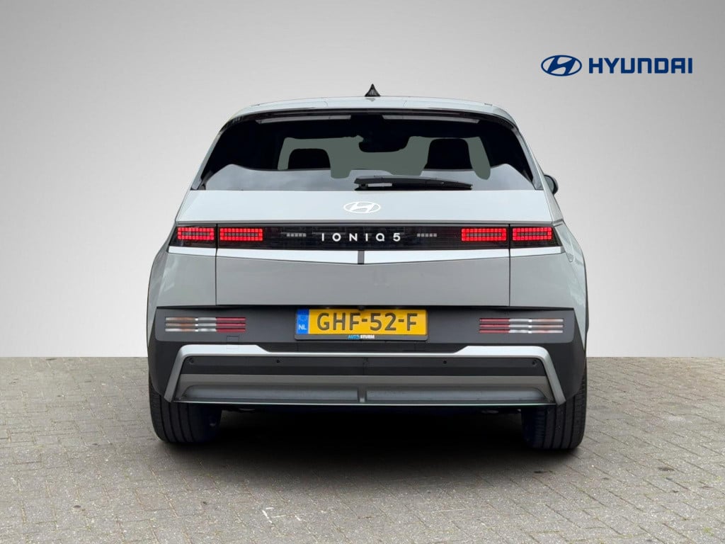 Hyundai Ioniq 5 connect+ 84 kwh nieuw model!