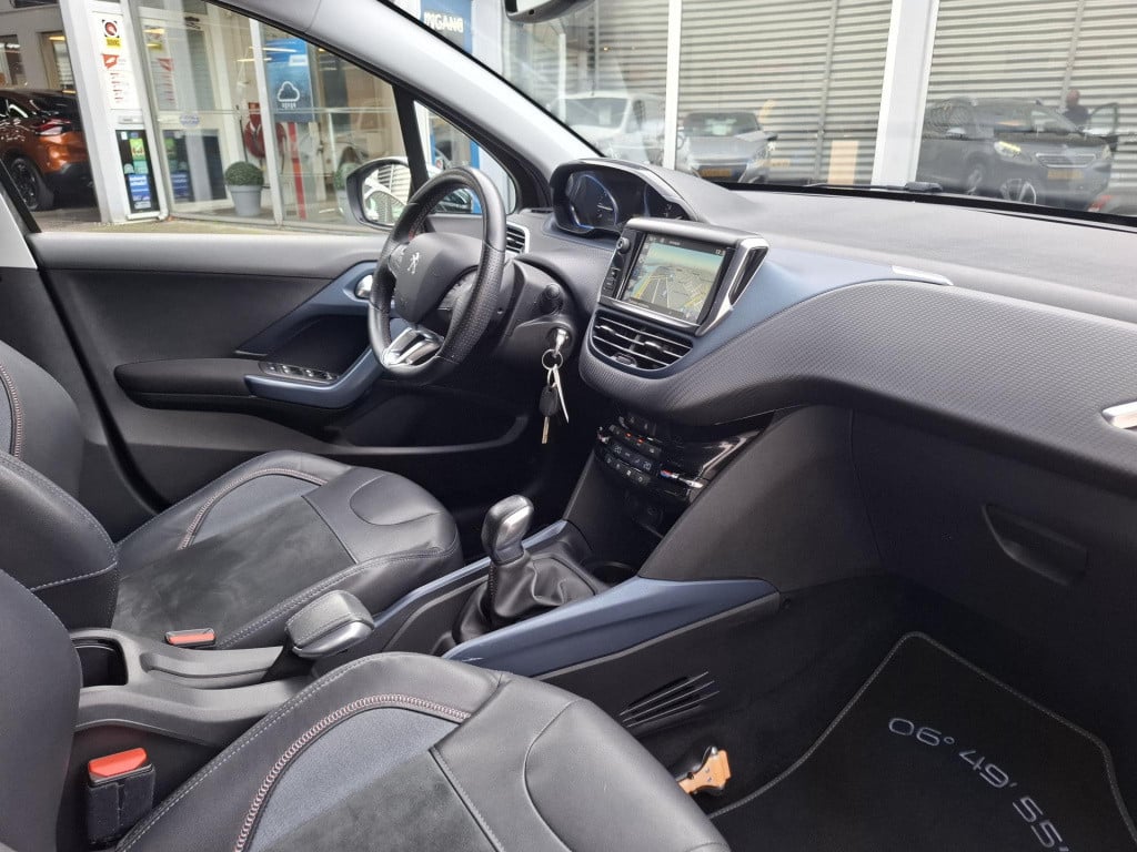 Peugeot 2008 suv 1.2 crossway nav/clima/trekhaak