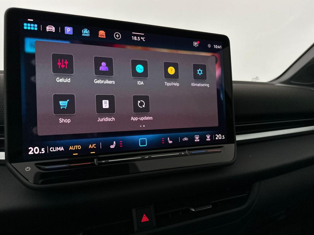 Volkswagen T-roc 1.5 etsi r-line first edition