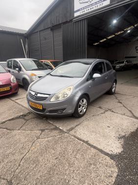 Opel corsa jaar apk