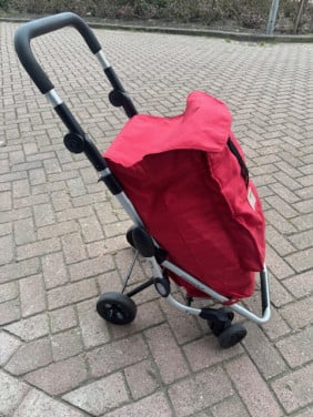 Boodschappentrolley Playmarket Rood.