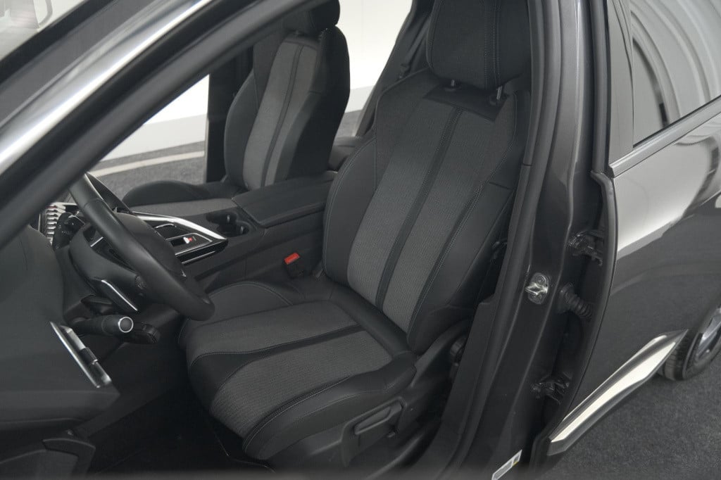 Peugeot 3008 1.6 hybrid 225 allure pack business | camera | navigatie | app