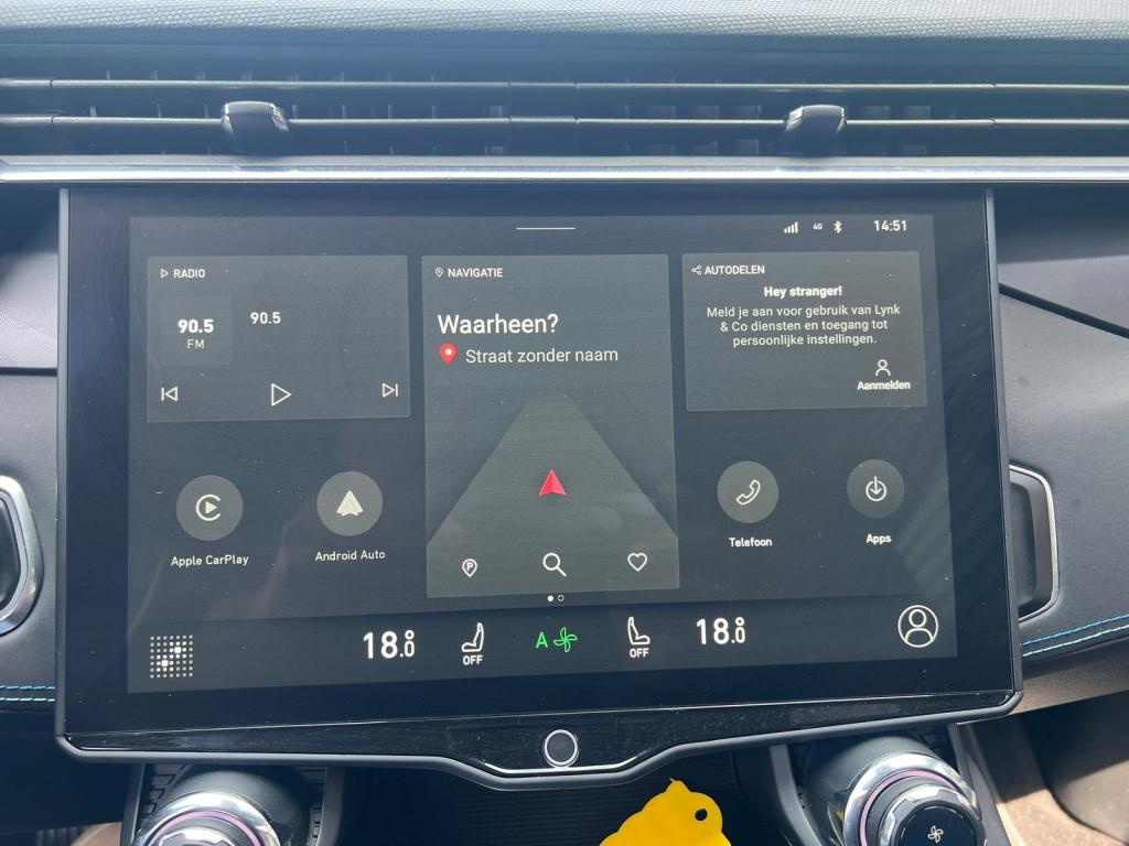 Lynk & Co 01 1.5 261pk panodak , adaptive cc , carplay , 360gr camera