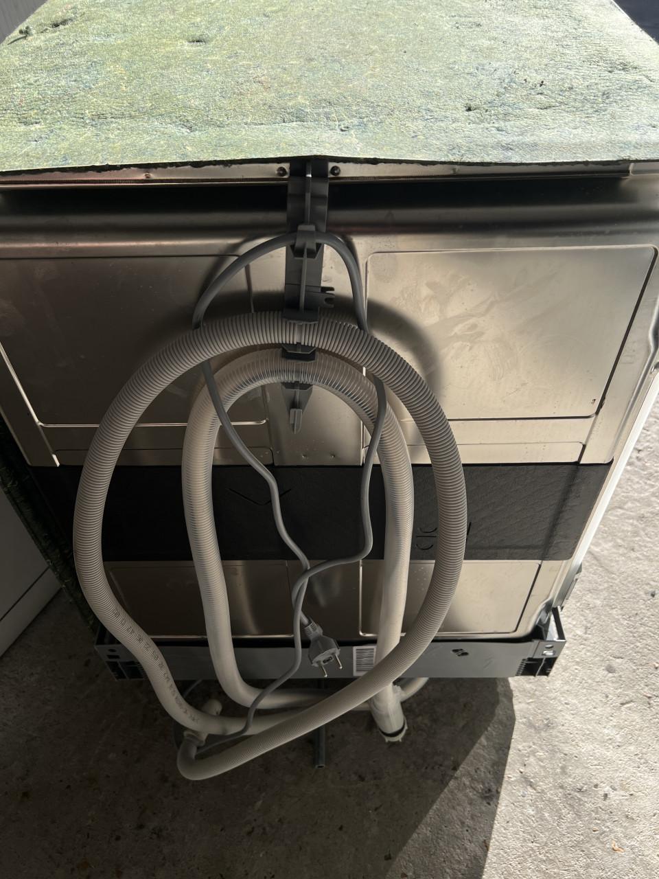 SIEMENS iQ300 A+++ klasse Volledig geïntegreerde vaatwasser SN63HX60AN