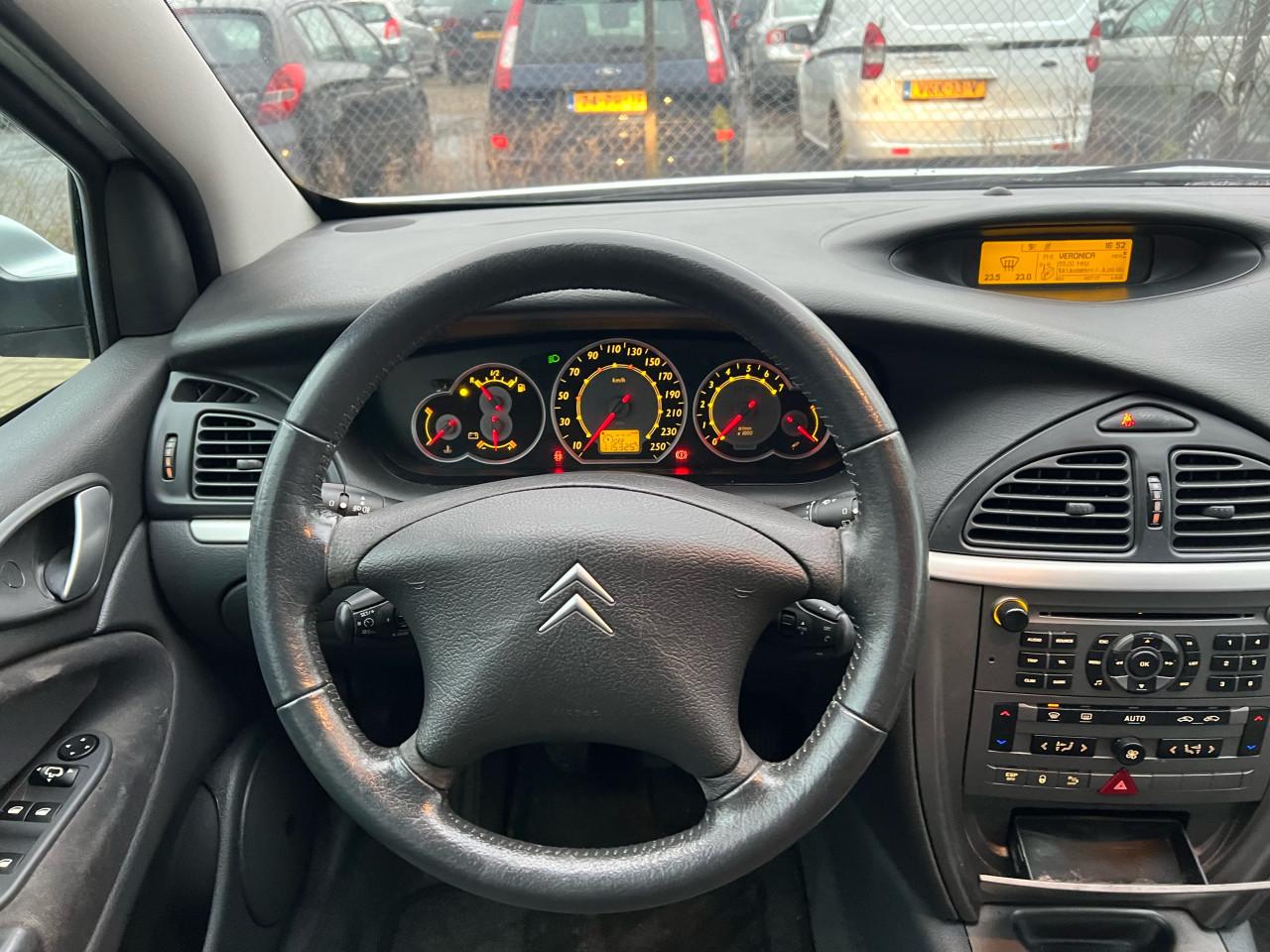 Citroen C5 2.0-16V Caractere 115.325KM