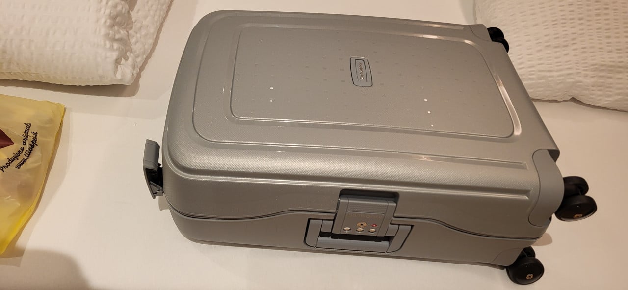 Cabine koffer Samsonite ( 2 x beschikbaar)
