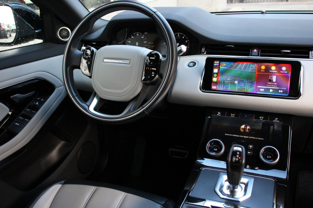 Land Rover Range Rover 1.5 p300e awd r-dynamic se | pano. | leer | meridian