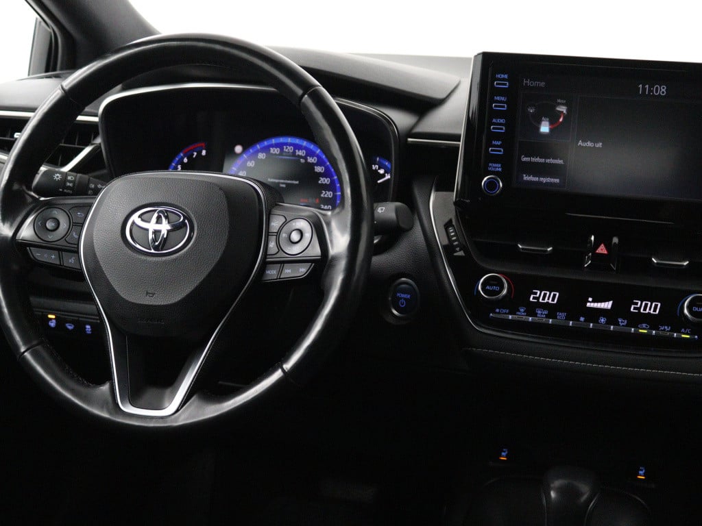 Toyota Corolla Touring Sports 2.0 hybrid style limited camera | trekhaak | 