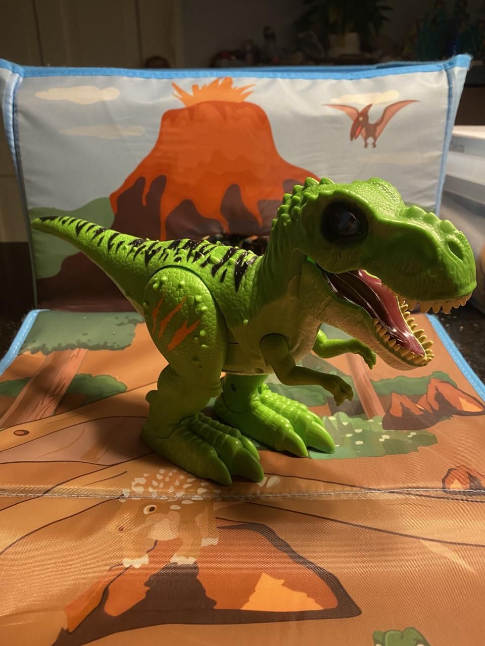 Robo dino Alive werkend lopend en geluid incl batterij