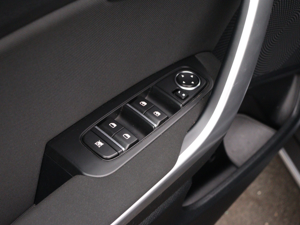 Kia Xceed 1.5 t-gdi mhev dynamicline limited | navigatie | achteruitrijcame