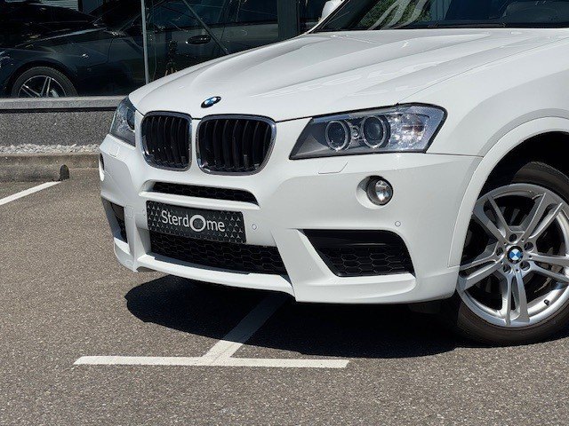 BMW X3 xdrive20i high executive l m line sportpakket l panoramadak l leder 