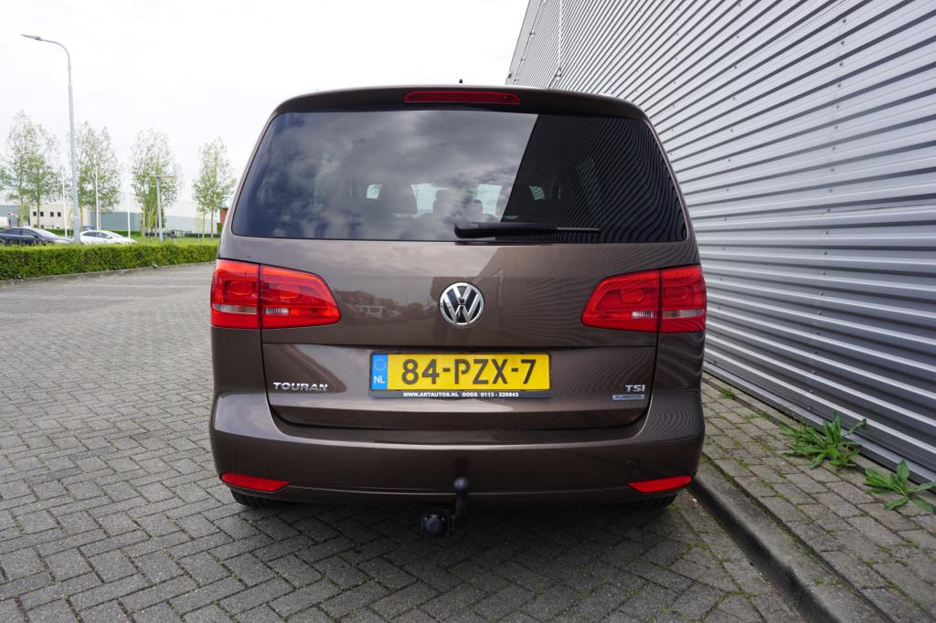 Volkswagen Touran 1.2 tsi highline bluemotion airco / navi / cruise / elekt