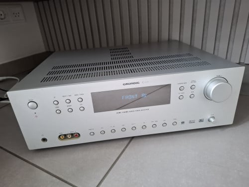 Grundig Cinio AVR 5200 DD 650 Watt .