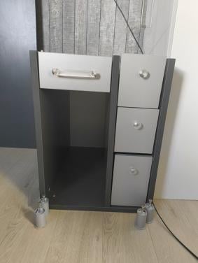 GRATIS Tiener Bureau (al uit elkaar)