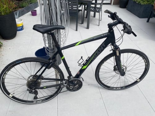 In goede staat verkerende Giant Cross Hybride fiets
