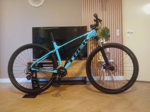 2x TREK MARLIN 5 MTB 29er