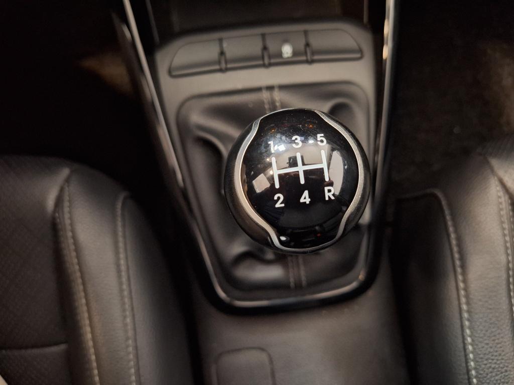 Kia Rio 1.2 cvvt executivel. | key-less | climate control