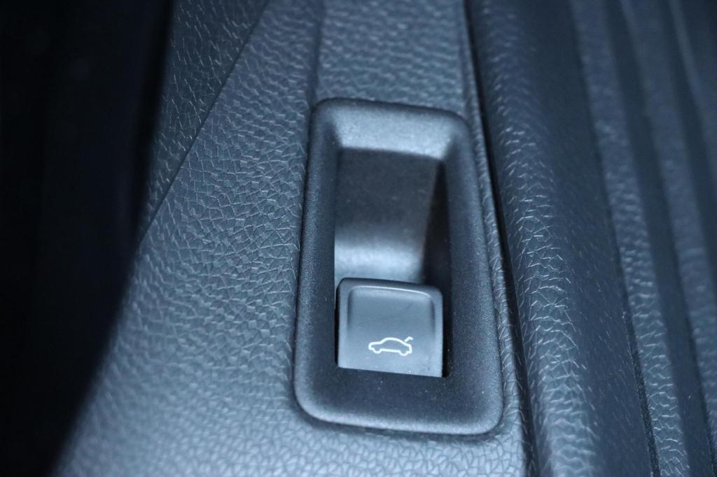 Volkswagen Id.4 first max 77 kwh | soh 92% |